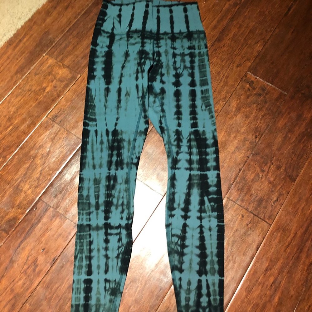 Lululemon Wunder Under in luxtreme